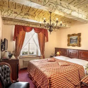 U Zlateho Stromu By Bhg Hotell