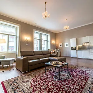 Apartment ✰downtown Grand - Old Town Location✰, Prague